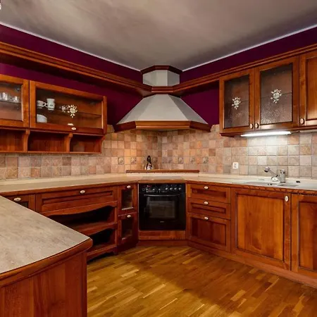 Guest house Korona