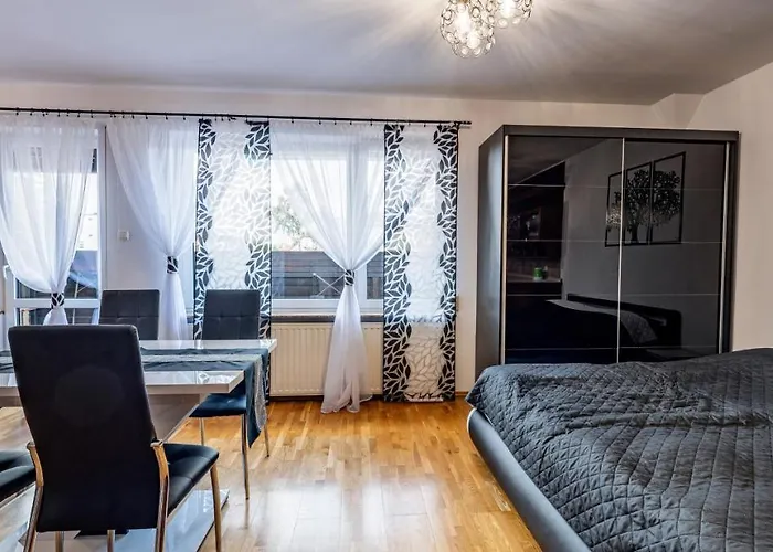 Korona Guest house 3*