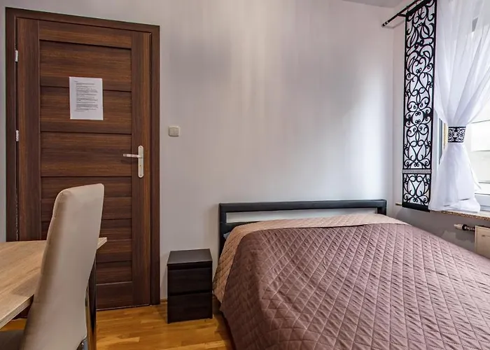 Korona Guest house 3*